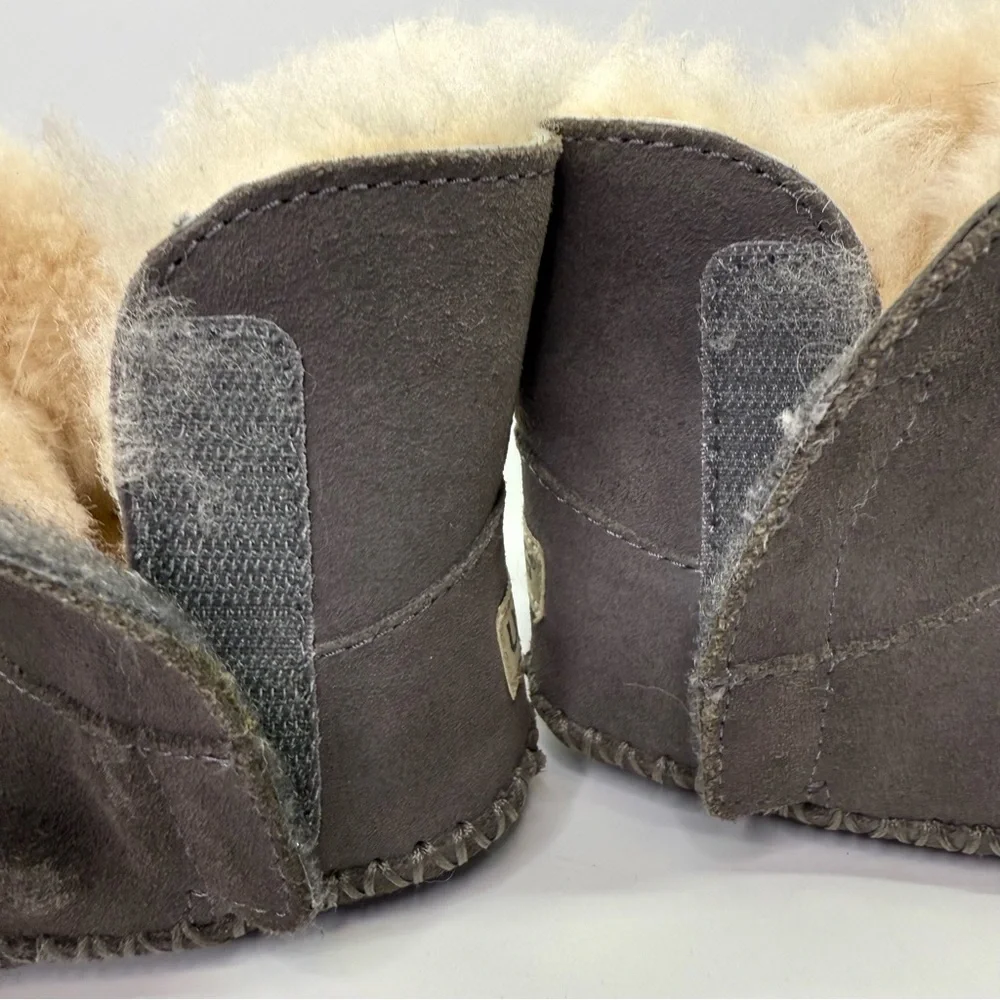 UGG Caden Suede Shearling Baby Winter Booties Grey Size 2/3